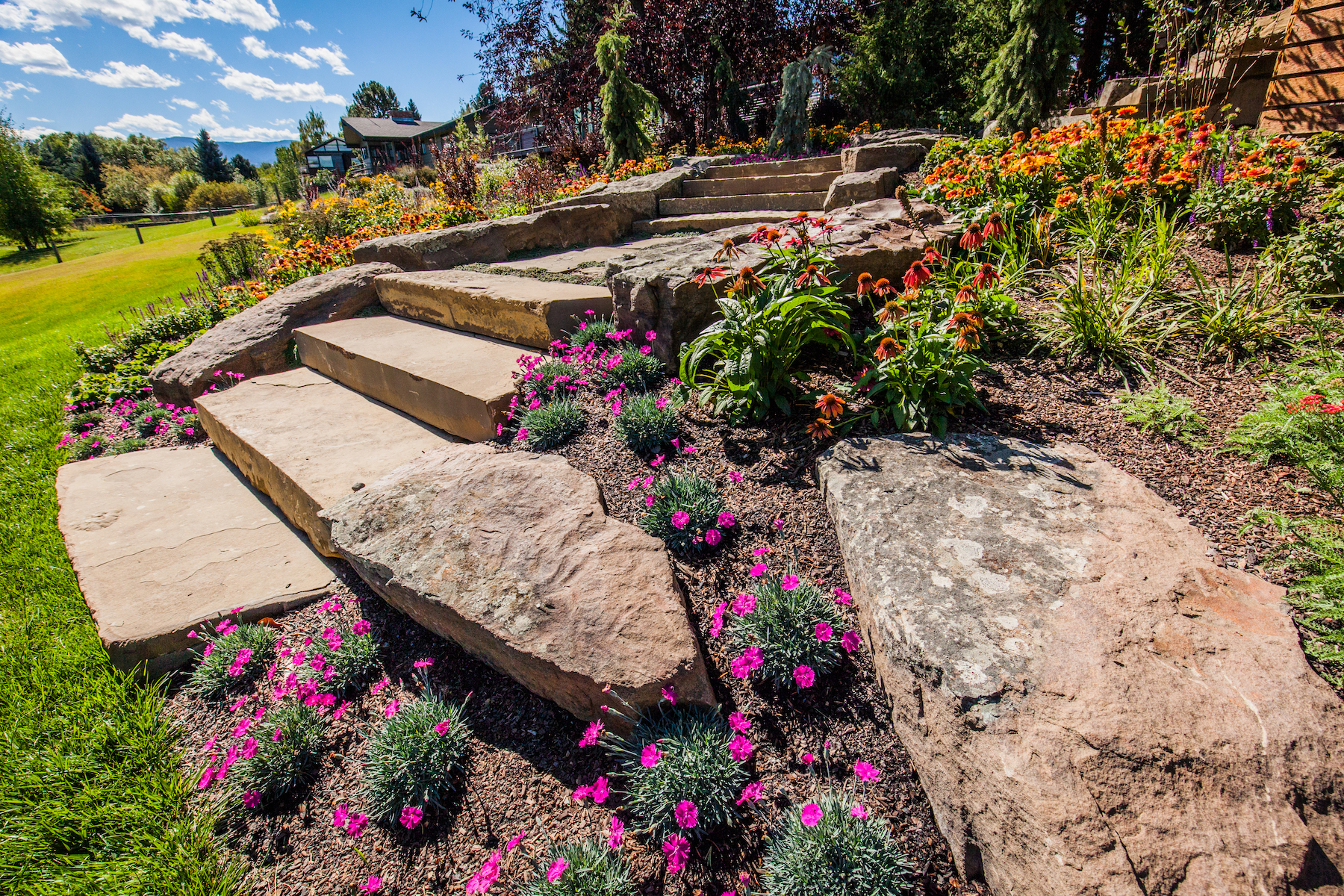 Large sales landscaping rocks